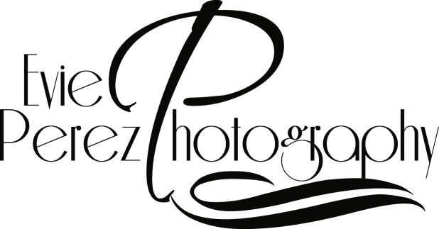 Evie Perez Photography Logo - black